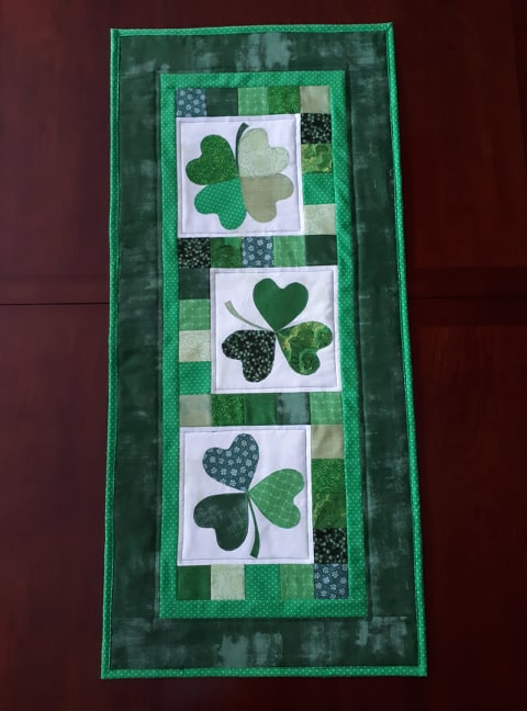 Paddy's Chain Table Runner Pattern